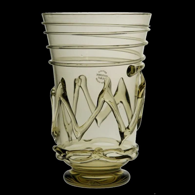 Glasbecher mit Glasfadendekor und ZickZack-Verzierung, nach Original aus Gotland