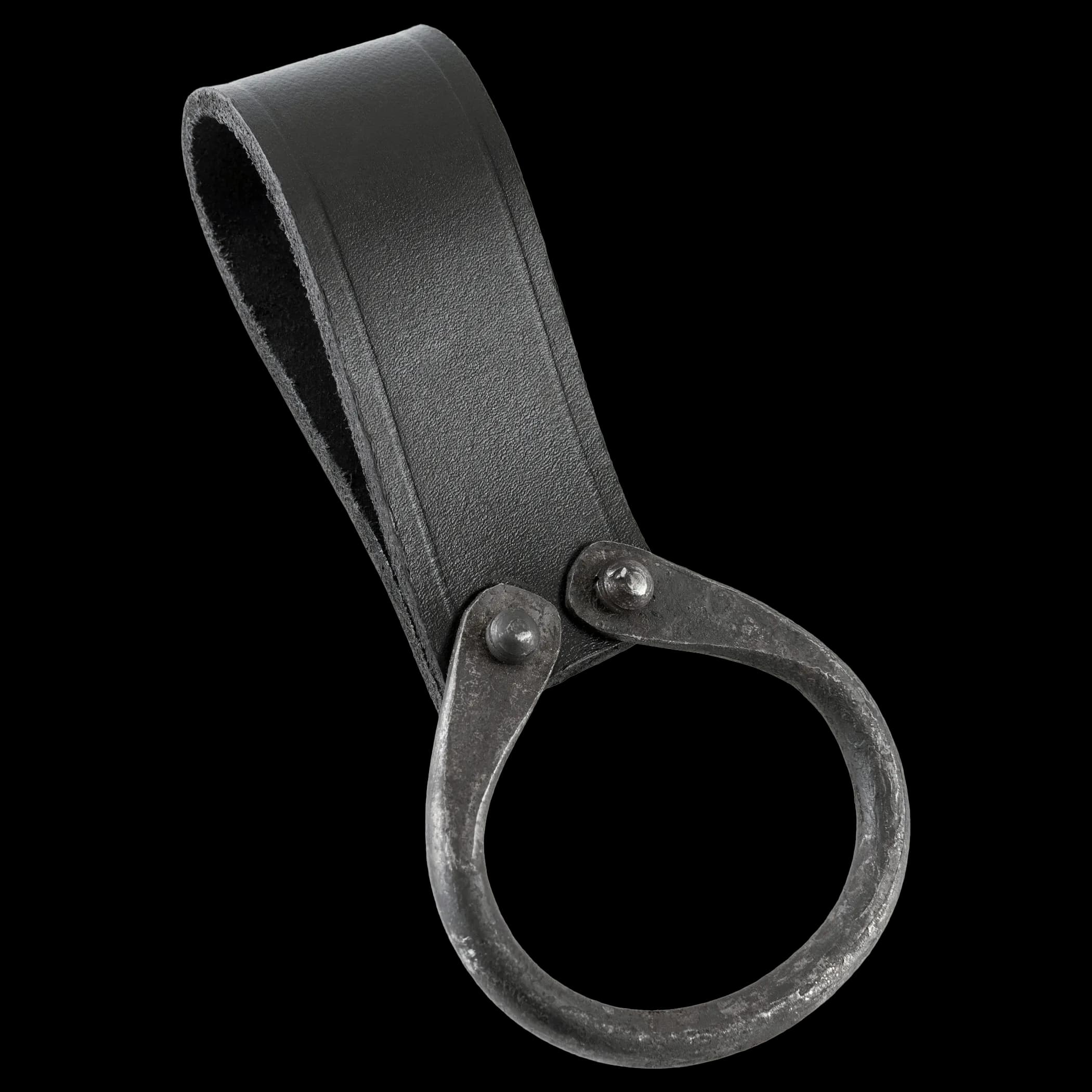 Axtgürtelhalter mit geschmiedetem Ring